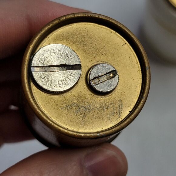 Vintage Evans Table Lighter Milk Glass  Brass Gold Details - Picture 5 of 11